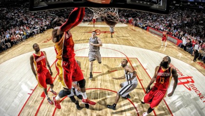 开运体育-女子田径锦标赛冠军诞生，女子田径锦标赛冠军诞生于哪一年