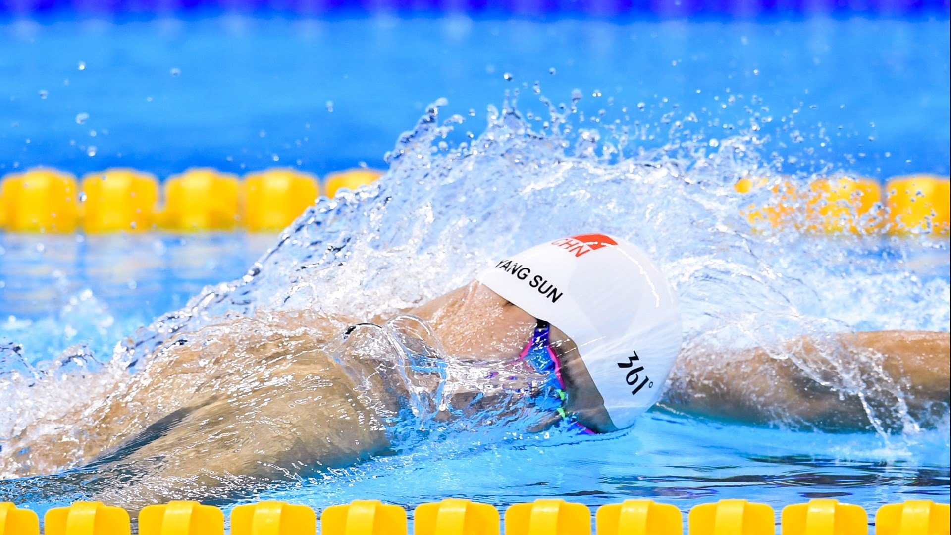 塞尔·拉恩：他是全黑队进攻的关键，突破速度超乎想象，拉塞尔的队友有多强