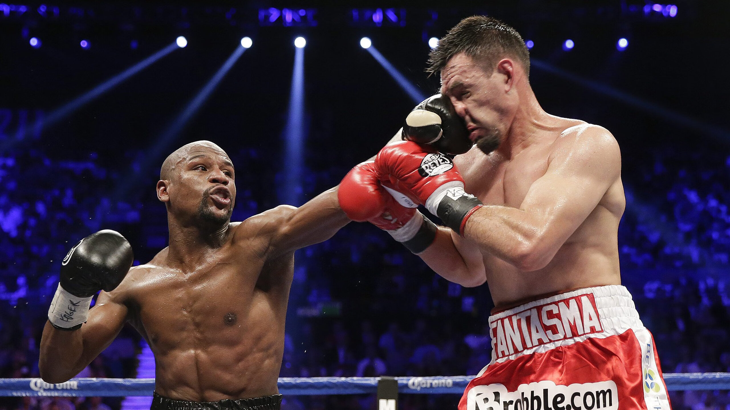 英超激烈角逐，豪门间竞争日趋白热化